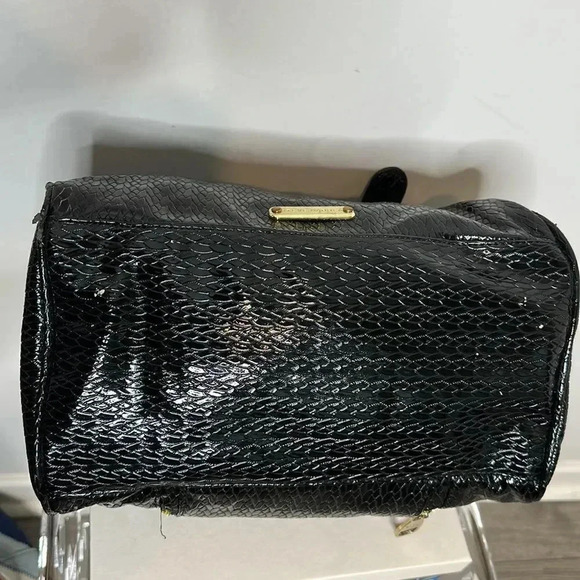 Steve Madden Black Patent Leather Bucket Bag - Picture 10 of 11